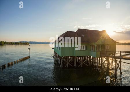 Aeschacher Bad, stabilimento balneare, dimora storica in pile, Lindau, lago di Costanza, Baviera, Germania Foto Stock