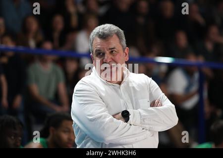 Thierry Larret/Maxppp. Cestino Betlic Elite. Chorale Roanne Basket vs Nanterre 92. Le 10 fevrierr 2024. Halle André Vacheresse, Roanne (42). Pascal DONNADIEU Coach Nanterre credito: MAXPPP/Alamy Live News Foto Stock