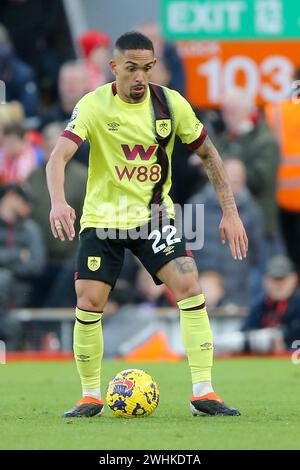 Liverpool, Regno Unito. 10 febbraio 2024. Vitinho di Burnley. Partita di Premier League, Liverpool contro Burnley ad Anfield a Liverpool sabato 10 febbraio 2024. Questa immagine può essere utilizzata solo per scopi editoriali. Solo per uso editoriale. foto di Chris Stading/Andrew Orchard fotografia sportiva/Alamy Live News crediti: Andrew Orchard fotografia sportiva/Alamy Live News Foto Stock