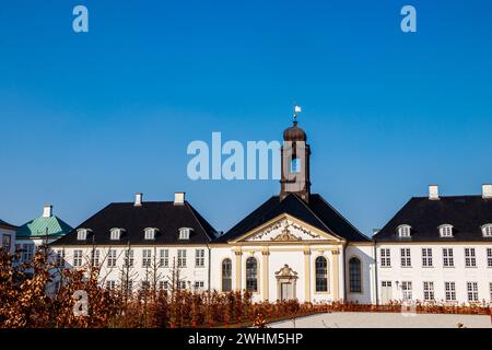 Palazzo di Fredensborg in Danimarca. Residenza primaverile e autunnale della famiglia reale danese Foto Stock