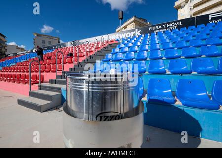 ELDA, SPAGNA - 10 FEBBRAIO: Vista generale all'interno dello stadio prima del LaLiga Hypermotion match tra CD Eldense e SD Huesca al Nuevo Pepico Amat Stadium il 10 febbraio 2024 a Elda, Spagna. (Foto di Francisco Macia/Photo Players Images) Foto Stock