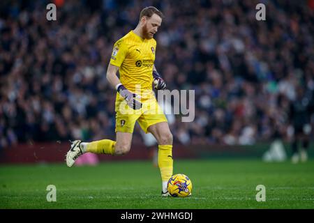 Leeds, Regno Unito. 10 febbraio 2024. Viktor Johansson #1 (GK) del Rotherham United F.C durante il match del Campionato Sky Bet tra Leeds United e Rotherham United a Elland Road, Leeds, sabato 10 febbraio 2024. (Foto di Mike Morese/mi News/NurPhoto) credito: NurPhoto SRL/Alamy Live News Foto Stock