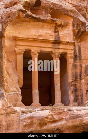 Piccola Petra a Siq al-Barid, Wadi Musa, Giordania Foto Stock