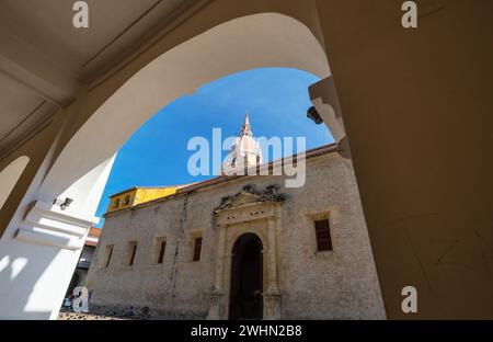 Architettura tipica di una piccola città in Colombia Foto Stock