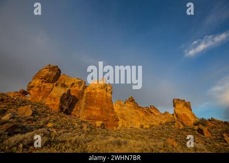 Il Grandeur Peak è il picco più occidentale sul crinale che separa il Parleys Canyon a nord e il Mill Creek Canyon a sud Foto Stock