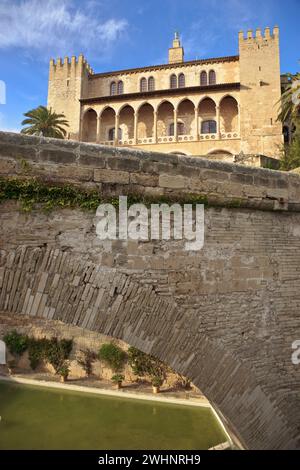 Arcada de las atarazanas. Palacio Real de la Almudaina Foto Stock