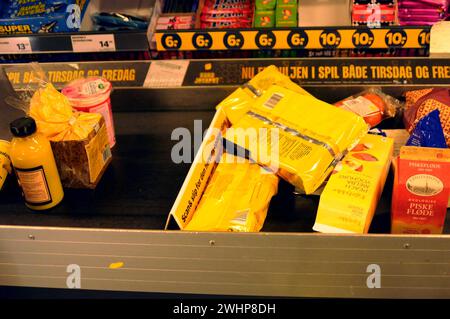 Kastrup/Copenhagen, Danimarca /11 febbraio 2024/.negozio di alimentari netto nella capitale danese di Kastrup. Foto.Francis Joseph Dean/Dean Pictures Foto Stock