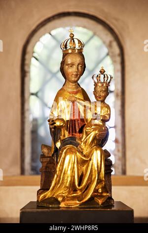 Statua di Maria nella cripta, St. Cattedrale di Maria, sito patrimonio dell'umanità dell'UNESCO, Hildesheim, Germania, Foto Stock