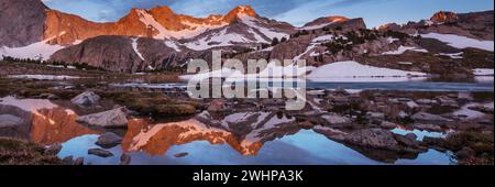 La Wind River Range, o Winds for Short, è una catena montuosa delle Montagne Rocciose nella parte occidentale dello stato del Wyoming Foto Stock