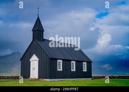 Budakirkja chiesa nera in Islanda Foto Stock