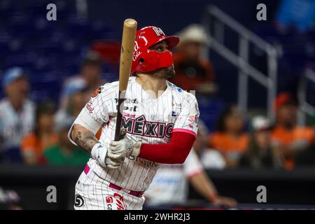 MIAMI, FLORIDA - 1° FEBBRAIO: Irving Lopez del Naranjeros del Messico, durante una partita tra Curazao e Messico al LoanDepot Park come parte della serie del Caribe 2024 il 1° febbraio 2024 a Miami, Florida. (Foto di Luis Gutierrez/Norte Photo) Foto Stock