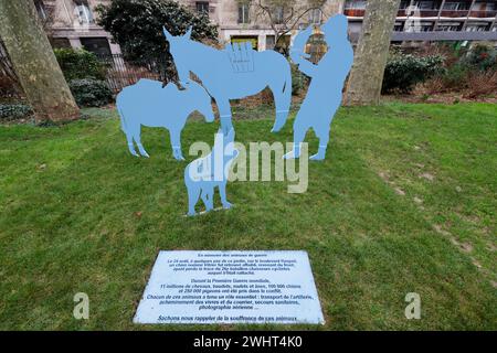 IL NUOVO MONUMENTO ALLA GUERRA A PARIGI ONORA GLI ANIMALI MORTI IN SERVIZIO Foto Stock