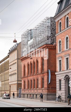 Copenaghen, Danimarca - estensione del tetto della scuola (N. Zahles Gymnasiedskole) di Rørbaek og Møller Arkitekter Foto Stock