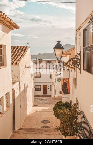 Una vista panoramica degli splendidi edifici di Altea, Costa Blanca, Spagna Foto Stock