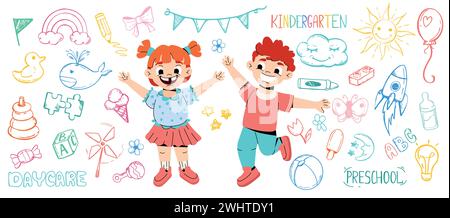 Divertenti bambini cartoni animati all'asilo giocano con i giocattoli. Bambine e ragazzi felici in età prescolare con una collezione di icone per bambini di line art. Doodle per l'asilo. Personaggi per bambini e animali disegnati a mano, caramelle, fiori, sole. Illustrazione Vettoriale