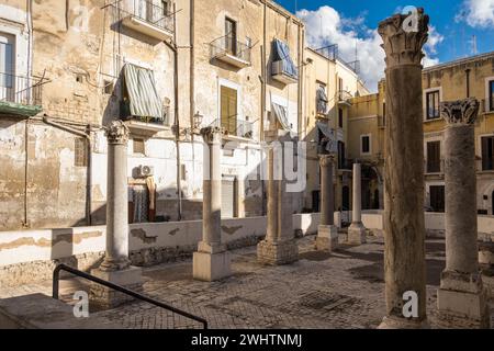 I remanis della chiesa di nostra Signora del male Consiglio - X secolo (Santa Maria del Buonconsiglio), quartiere antico, Bari, Puglia (Puglia), sud Foto Stock