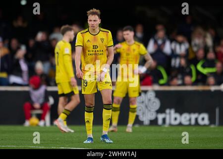 CARTAGENA, SPAGNA - 11 FEBBRAIO: Mathis Lachuer centrocampo difensivo del CD Mirandes reagisce durante il LaLiga Hypermotion match tra FC Cartagena e CD Mirandes allo stadio Cartagonova l'11 febbraio 2024 a Cartagena, Spagna. (Foto di Francisco Macia/Photo Players Images) Foto Stock