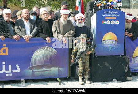 Beirut, Libano. 11 febbraio 2024. Un colpo di protesta pro Palestina a Beirut, Libano, 11 febbraio 2024. (Foto di Elisa Gestri/Sipa USA) credito: SIPA USA/Alamy Live News Foto Stock