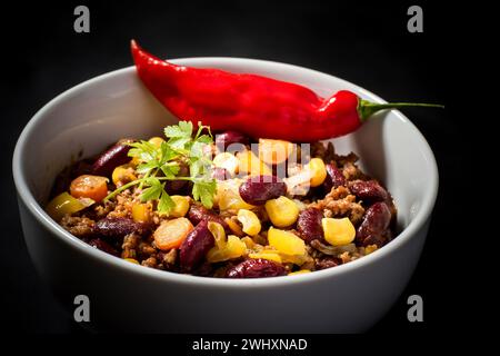 Chili con carne sul nero Foto Stock