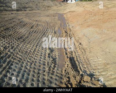 Laghetto con giardino e paesaggio naturale Foto Stock