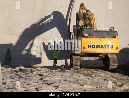 Escavatore Komatsu in cantiere Foto Stock