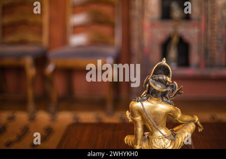 Indiano, buddista, statua di bronzo, classico, tradizionale, scultura, posa di meditazione, espressione serena, spirituale, Antica Foto Stock