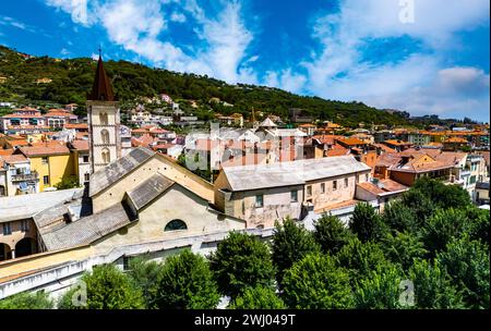 Architettura di Finalborgo Foto Stock