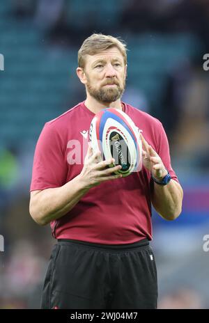 Wales Mike Forshaw Defence Coach durante il Guiness 6 Nations Rugby match tra Inghilterra e Galles allo stadio Twickenham di Londra l'11 febbraio 2 Foto Stock