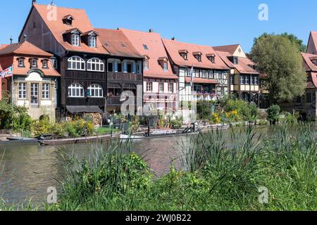 Bamberga, ex case dei pescatori sulla riva di Regnitz Foto Stock