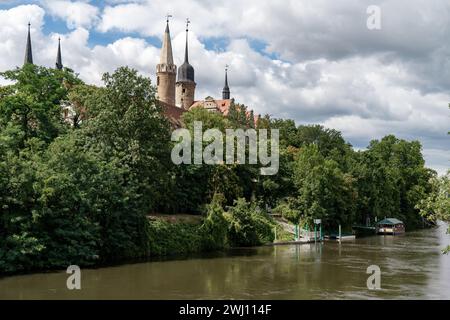 Vista dalla Saale al castello e alla cattedrale di Merseburg Foto Stock