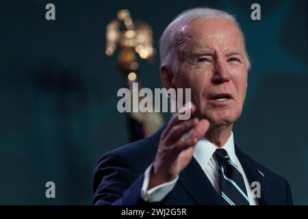 Washington, Stati Uniti d'America. 12 febbraio 2024. Il presidente degli Stati Uniti Joe Biden fa osservazioni alla National Association of Counties legislative Conference a Washington, DC, il 12 febbraio 2024. Credito: Chris Kleponis/Pool/Sipa USA credito: SIPA USA/Alamy Live News Foto Stock