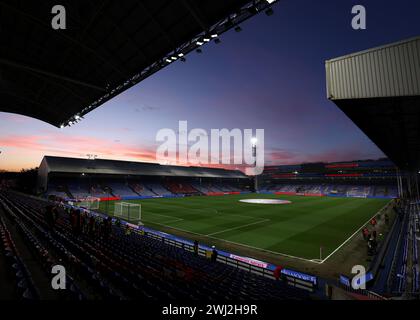 Londra, Regno Unito. 12 febbraio 2024. Una vista generale dello stadio mentre il sole tramonta prima della partita di Premier League al Selhurst Park, Londra. Il credito per immagini dovrebbe essere: Paul Terry/Sportimage Credit: Sportimage Ltd/Alamy Live News Foto Stock