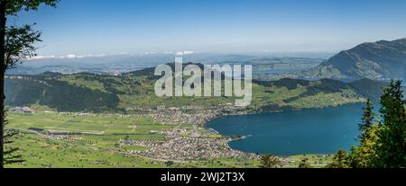 Vista panoramica sulla città svizzera di Buochs. Foto Stock