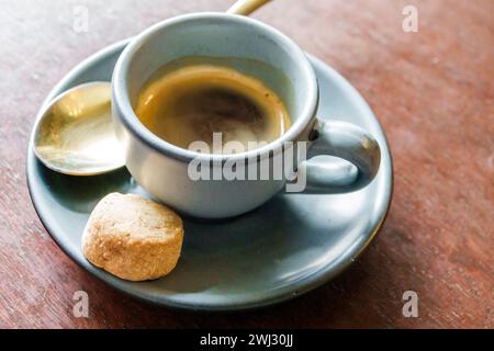 Merida Mexico, Merida Mexico, zona Paseo Montejo Centro, Marago Coffee, caffetteria, interno, tazza di biscotti espresso, demitasse, HISP messicano Foto Stock