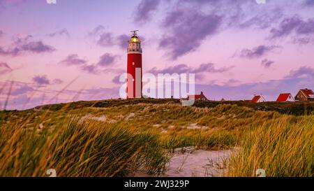 Faro di Texel durante il tramonto Olanda Isola olandese Texel Olanda Foto Stock