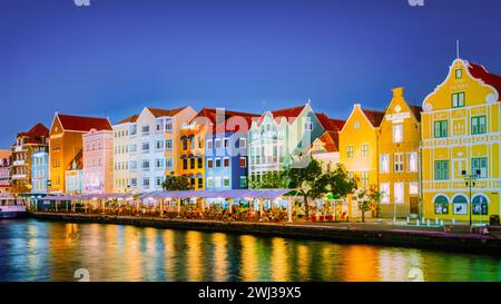 Willemstad, Curacao. Antille olandesi. Edifici colorati Curacao Foto Stock