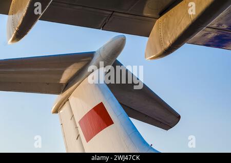 Frammento di un aereo civile sovietico con le ali Foto Stock