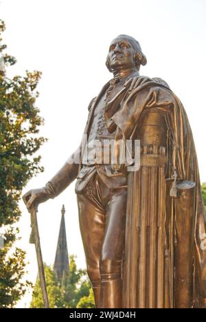 Statua in bronzo del primo presidente degli Stati Uniti, George Washington (una delle sei fusioni di William Hubbard da uno stampo della statua in marmo di Jean-Antoine Houdon Foto Stock