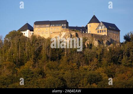 Castello collinare Castello di Waldeck, Waldeck, Parco naturale di Kellerwald-Edersee, Assia, Germania, Europa â€‹ Foto Stock