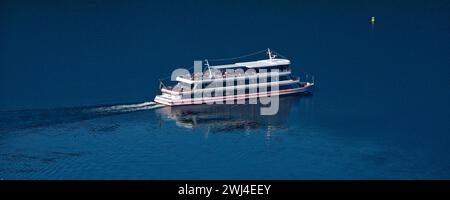 Vista aerea della barca Edersee Star sull'Edersee, Edertalsperre, Assia, Germania, Europa Foto Stock