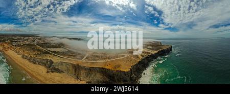 Fortezza di Sagres, Algarve, Portogallo. Vista aerea con drone Foto Stock