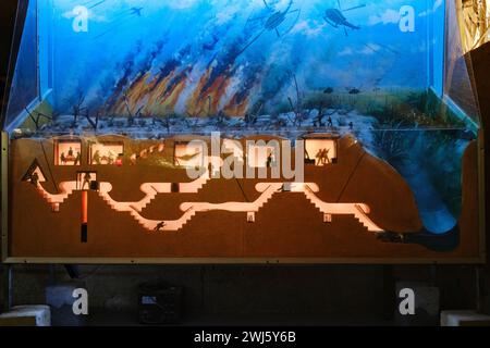 Gennaio 2024, Diorama illustra gli strati dei tunnel di Cu chi Foto Stock