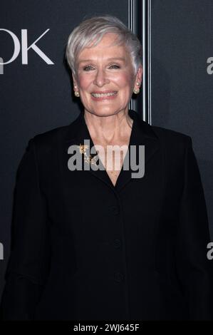 Glenn Close bei der Weltpremiere der Apple TV+ serie "The New Look" in der Florence Gould Hall. New York, 12.02.2024 Foto Stock