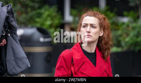 Londra, Regno Unito. 13 febbraio 2024. Neve Doyle, attore, girato a Leicester Square Londra Regno Unito crediti: Ian Davidson/Alamy Live News Foto Stock