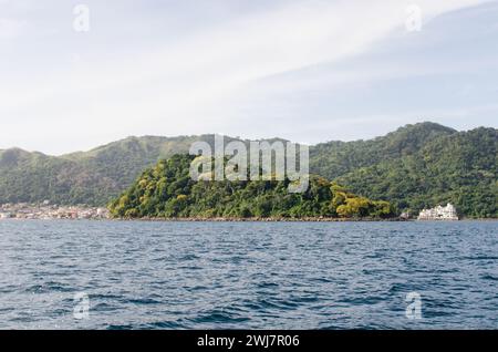 "Paesaggio incantevole all'arrivo a Taboga Island, Panama City Foto Stock