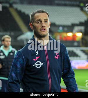 Swansea.com Stadium, Swansea, Regno Unito. 13 febbraio 2024. EFL Championship Football, Swansea City contro Leeds United; Jerry Yates di Swansea City arriva allo stadio Credit: Action Plus Sports/Alamy Live News Foto Stock