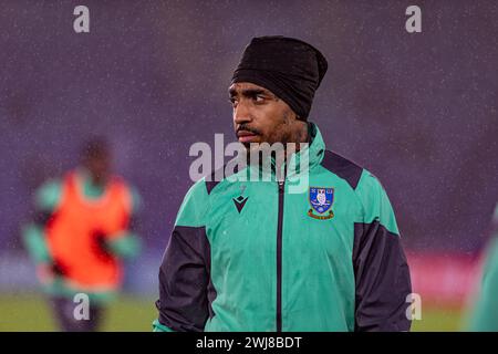 King Power Stadium, Leicester, Regno Unito. 13 febbraio 2024. EFL Championship Football, Leicester City contro Sheffield Wednesday; Mallik Wilks di Sheffield Wednesday durante il warm-up pre-match in the Rainain Credit: Action Plus Sports/Alamy Live News Foto Stock