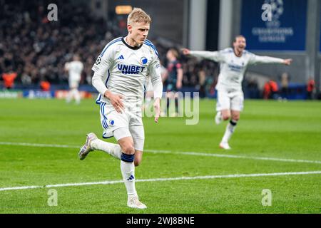 Magnus Mattson dell'FC Copenhagen festeggia dopo aver segnato 1-1 punti in occasione dell'incontro del Manchester City con l'FC Copenhagen nella finale di UEFA Champions League 1/8 a Parken, Copenhagen, martedì 13 febbraio 2024. (Foto: Mads Claus Rasmussen/Ritzau Scanpix) Foto Stock