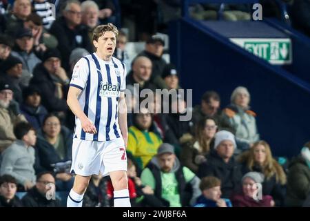 West Bromwich, Regno Unito. 13 febbraio 2024. Adam Reach di West Bromwich Albion durante l'EFL Sky Bet Championship match tra West Bromwich Albion e Cardiff City agli Hawthorns di West Bromwich, Inghilterra, il 13 febbraio 2024. Foto di Stuart Leggett. Solo per uso editoriale, licenza richiesta per uso commerciale. Non utilizzare in scommesse, giochi o pubblicazioni di singoli club/campionato/giocatori. Crediti: UK Sports Pics Ltd/Alamy Live News Foto Stock