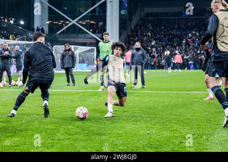 Copenaghen, Danimarca. 13 febbraio 2024. Rico Lewis (82) del Manchester City visto durante il warm up prima della partita di UEFA Champions League tra FC Copenhagen e Manchester City al Parken di Copenaghen. (Photo Credit: Gonzales Photo/Alamy Live News Foto Stock